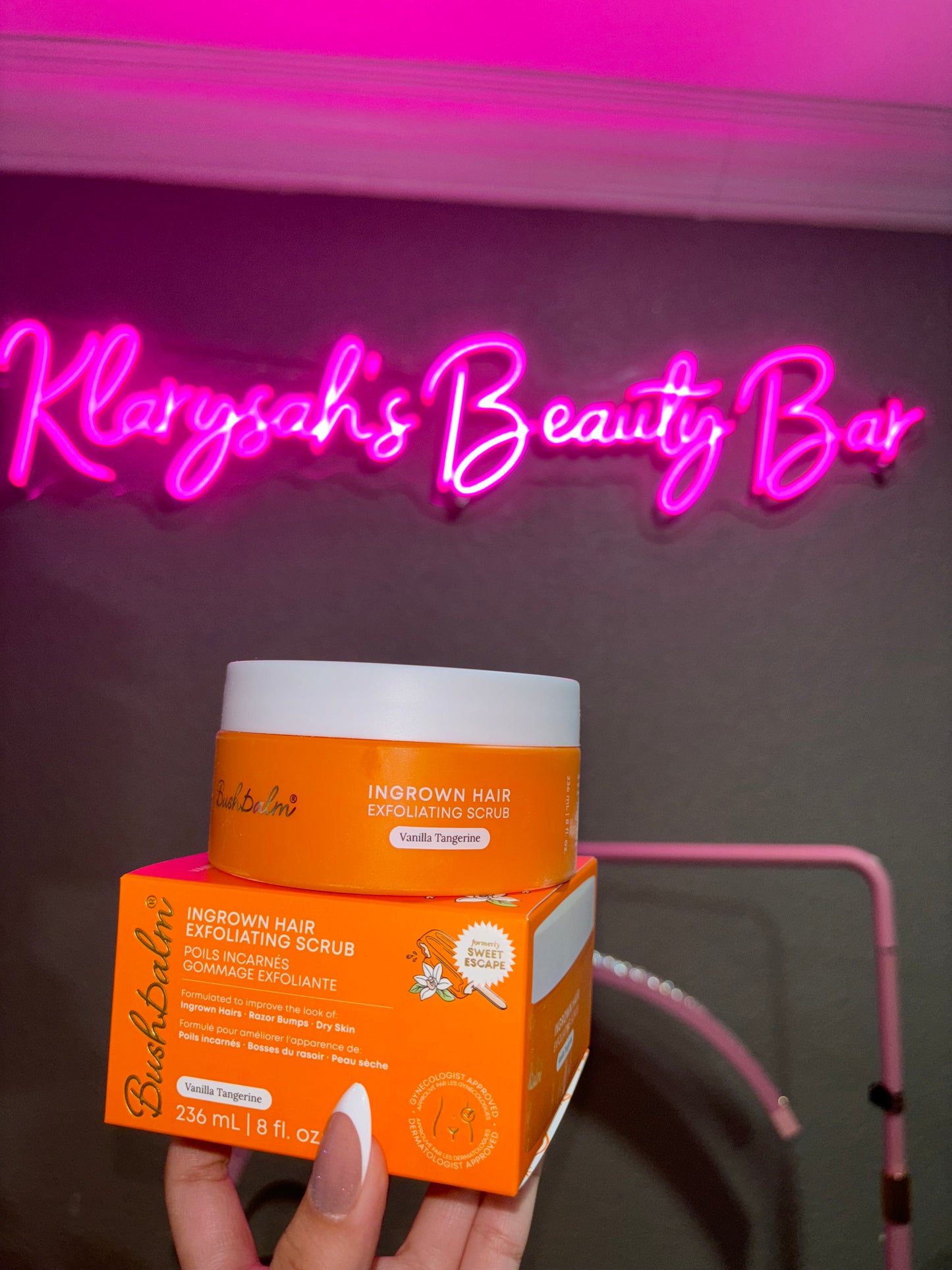 Bushbalm Vanilla Tangerine Ingrown Hair Exfoliating Scrub